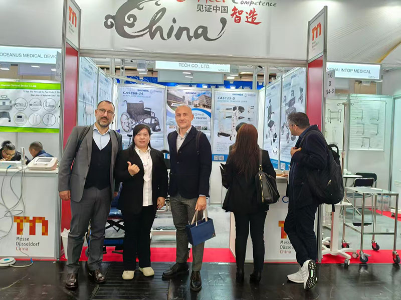 Pameran Yuteng Medical in Dubai